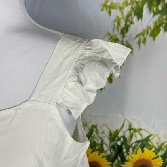 CAMISA White Ruffle Button Empire Waist Top Large - Picture 9 of 13